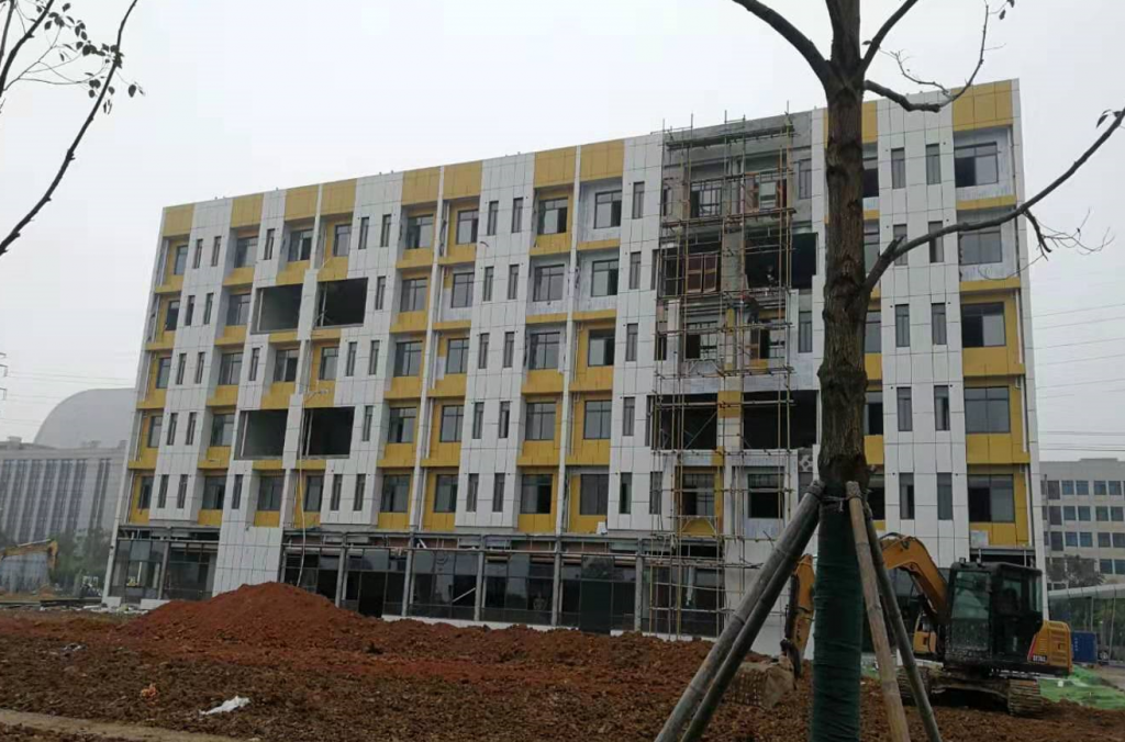 全國最高的分層裝配式鋼結(jié)構(gòu)建筑 —湖南岳陽中富杭蕭裝配式建筑產(chǎn)業(yè)基地綜合樓建成投入使用插圖3